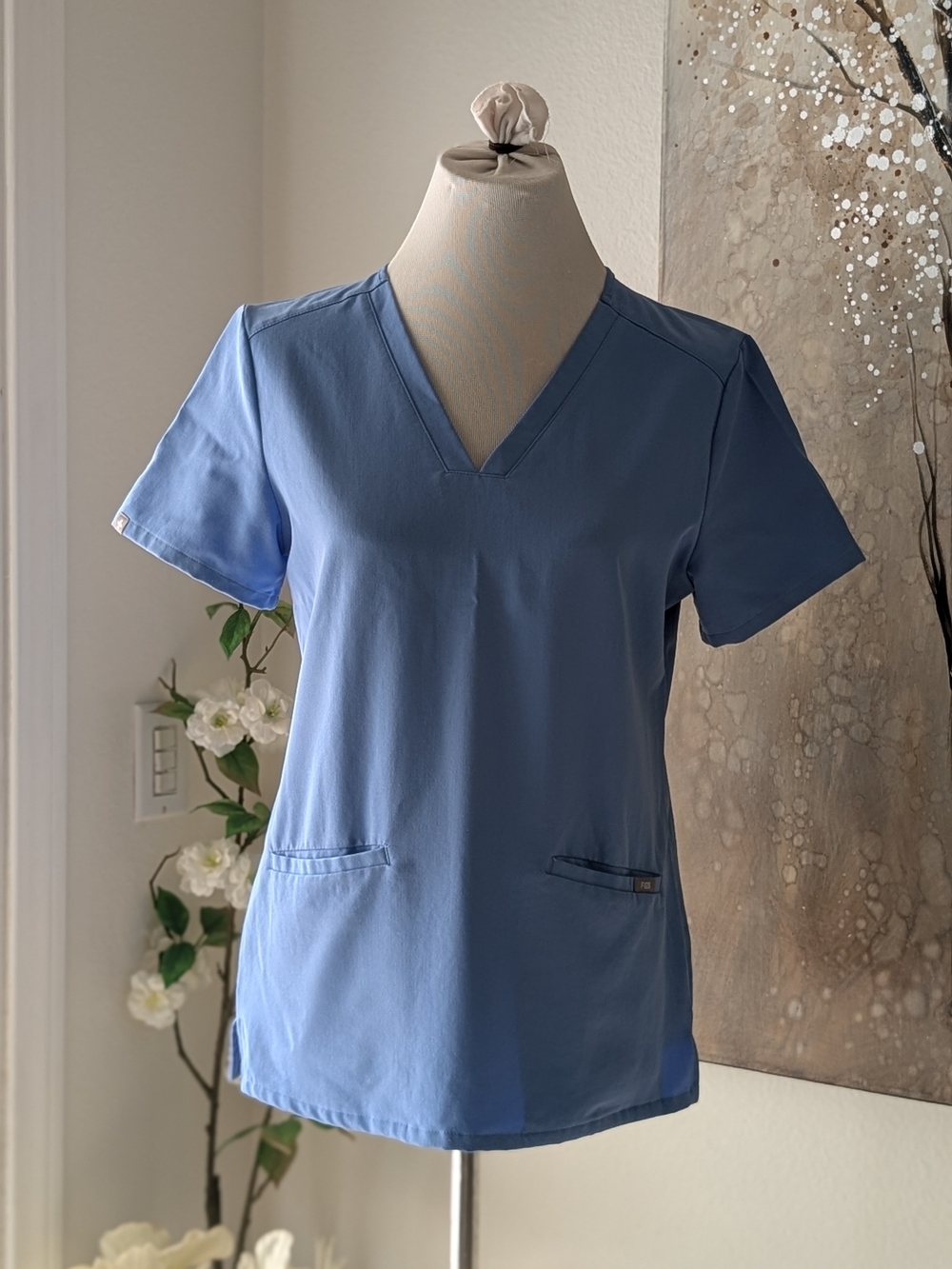 Figs Light Blue V-Neck Short Sleeve Scrub Top
